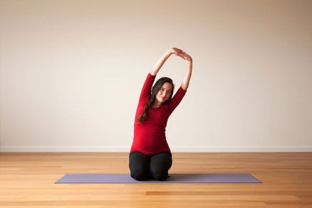 side stretch pregnancy yoga