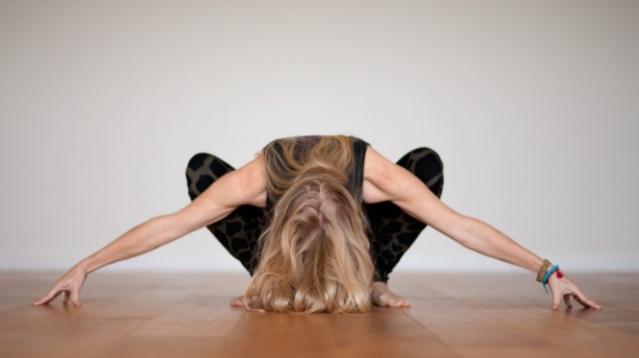 Deep release yoga program Ekhart Yoga