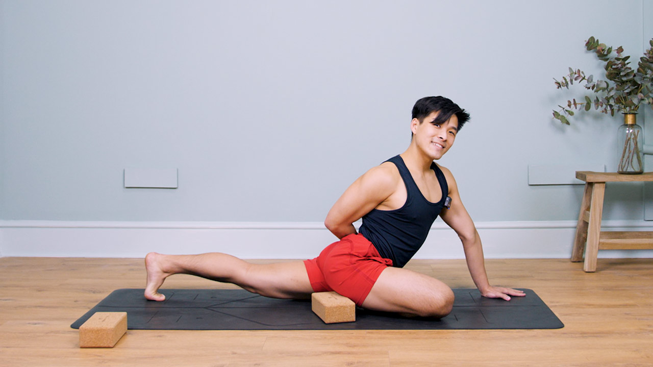 10 best yoga poses for tight hips - Ekhart Yoga