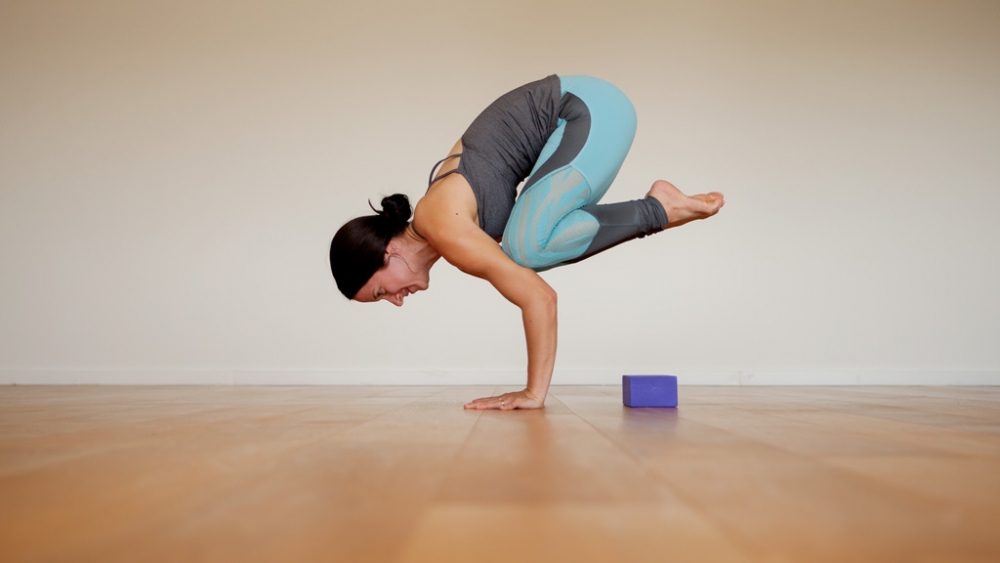 MacKenzie Miller, Bakasana