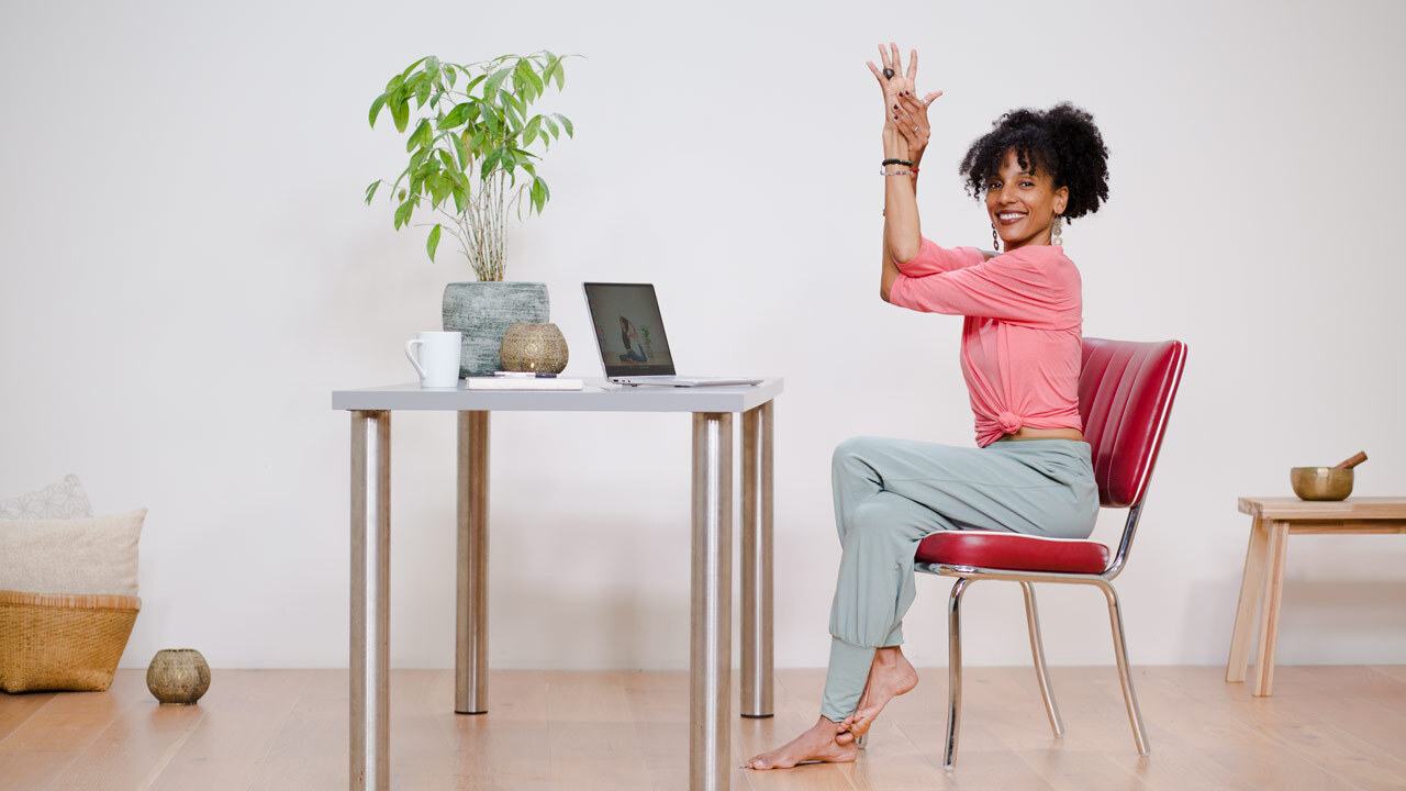 5 ways yoga can balance your workday