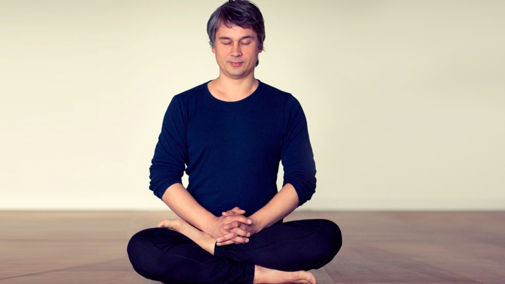 Ekhart Yoga programs