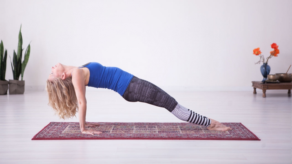 upward plank pose