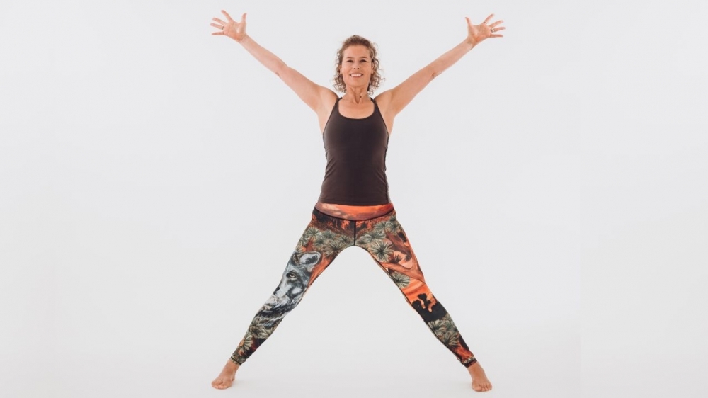 9 steps to Sugarcane pose - Ekhart Yoga
