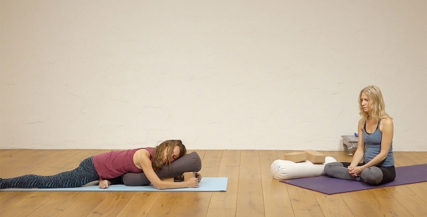 Yoga before bed: Poses and benefits