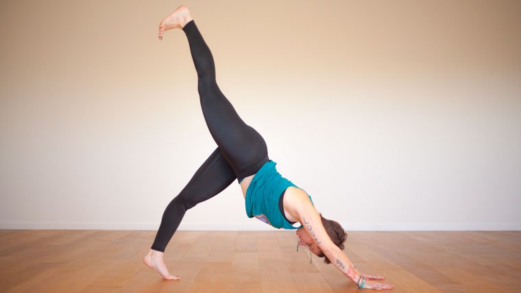 crescent core yoga
