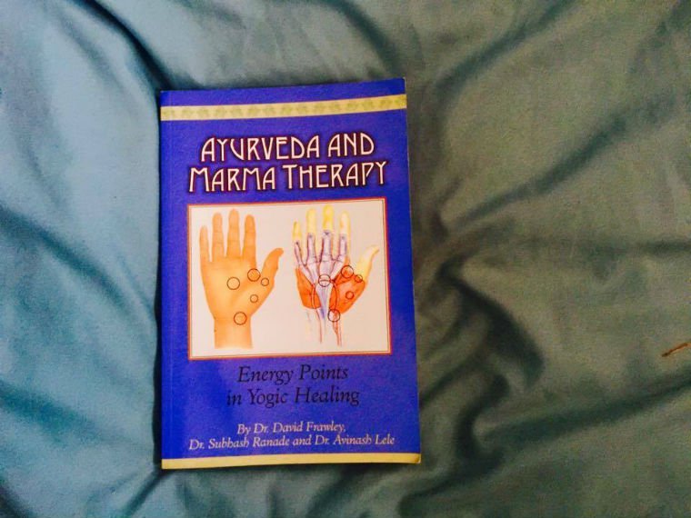 Ayurveda and Marma Therapy: Energy Points in Yogic Healing by Dr. David Frawley, Dr. Subhash Ranade and Dr. Avinash Lele