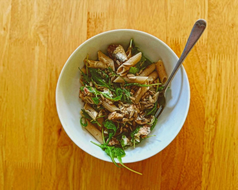 Quick Sardines & Greens Pasta 